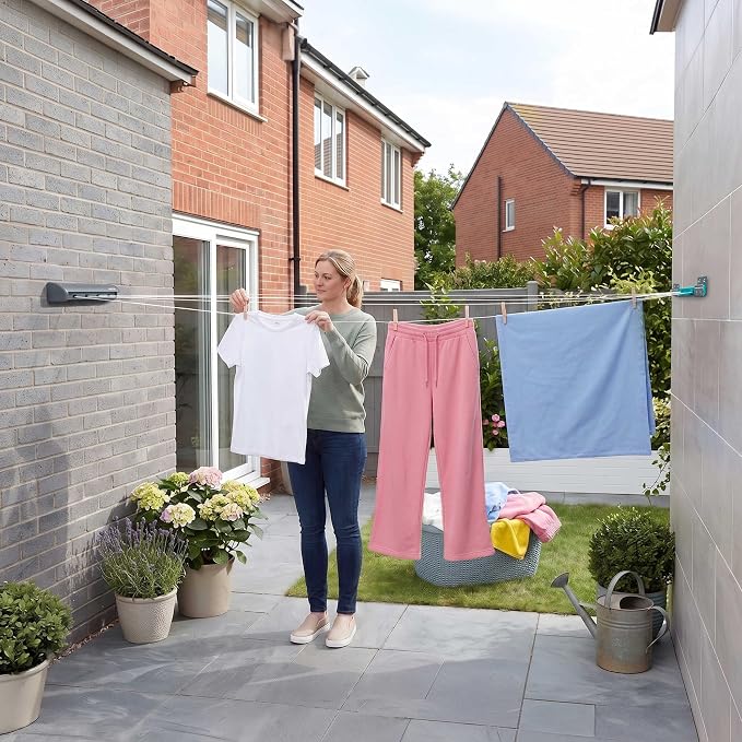 Extendable Washing Line - Indoor and Outdoor Use, Wall Mountable